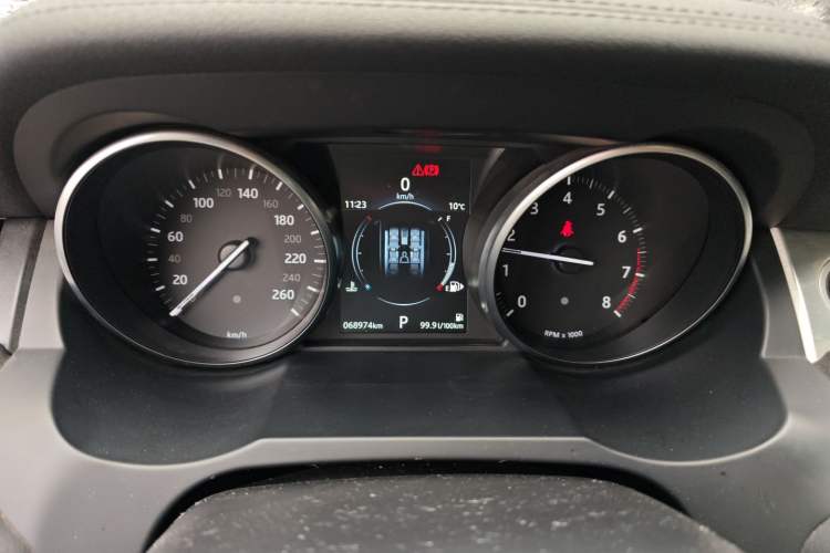 Used Land Rover Range Rover Evoque 2018 240 PS SE Smart Brilliance Edition
