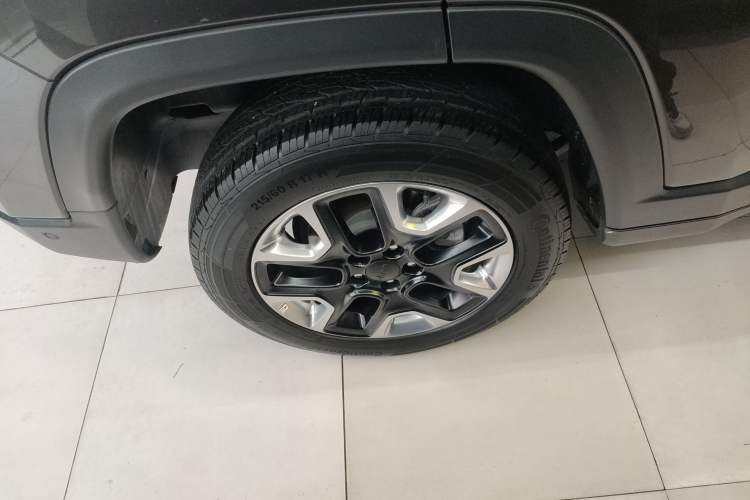 Used Jeep Compass 2017 200TS Automatic High-Performance All-Wheel Drive Edition
