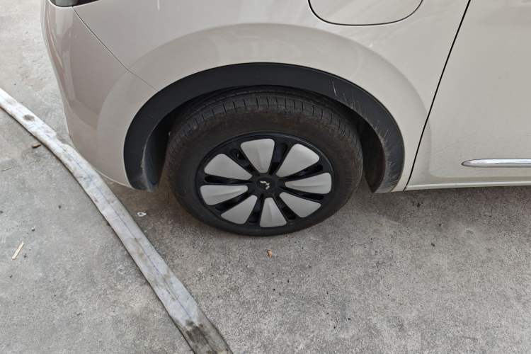 Used Wuling Bingo 2023 410 km Lingxi Deluxe Edition
