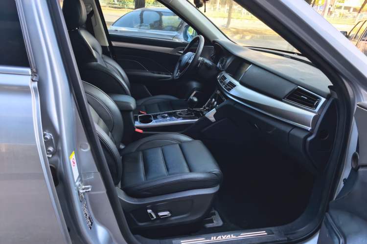 Used Haval H7 2017 Red-Label H7 2.0T Automatic Luxury Model
