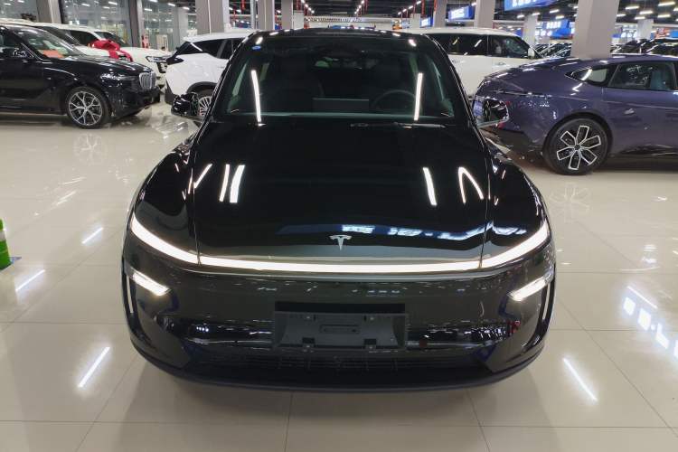 Used Tesla Model Y 2026 Rear-Drive Model