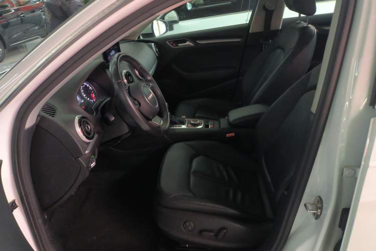 Used Audi A3 2015 Sportback 35 TFSI Millionth Anniversary Comfort Model