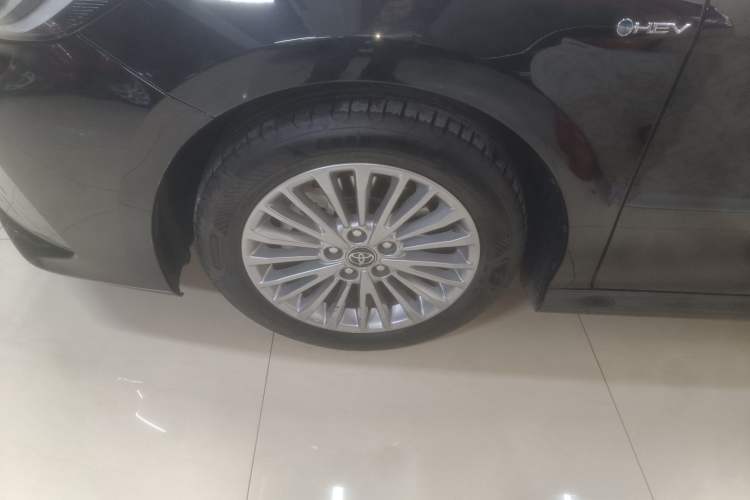 Used Toyota Camry 2024 Dual-Motor 2.0 HGVP Luxury Edition