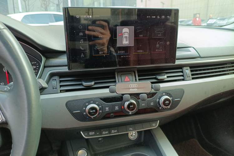 Used Audi A4L 2019 40 TFSI Ambition China VI

