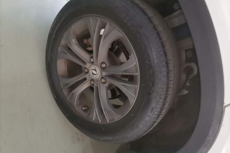 Used Dongfeng Fengon 500 2022 1.5T CVT Comfort Edition
