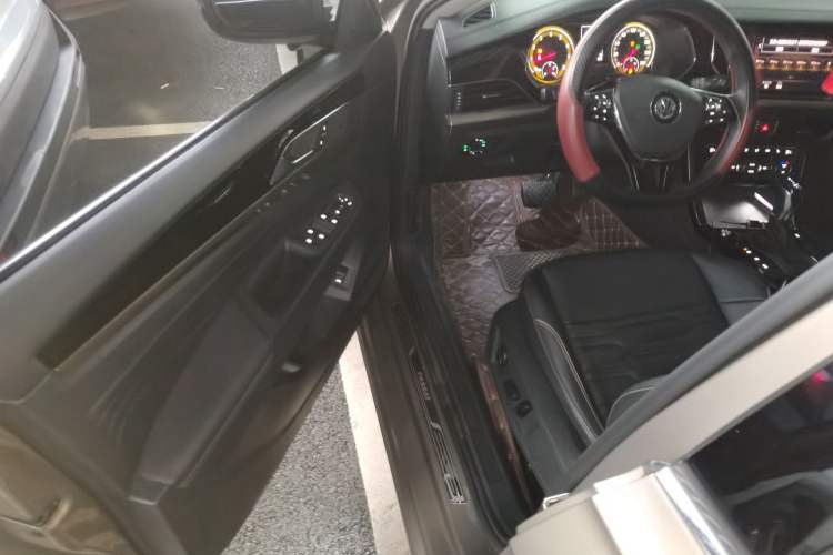 Used Volkswagen Passat 2019 330TSI Elite Edition China VI
