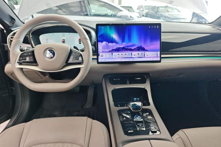 Used BYD Han 2025 EV with 701 km of Laser Radar-Enabled Intelligent Driving
