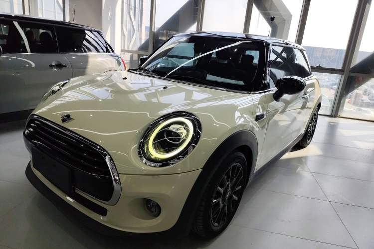 Used MINI MINI 2019 1.5T COOPER Classic Edition