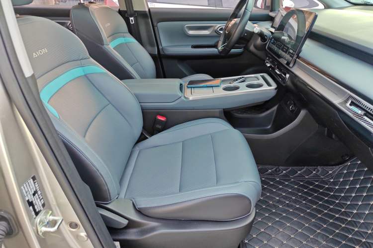 Used AION Y 2023 Plus 610 Enjoyment Edition Ternary Lithium
