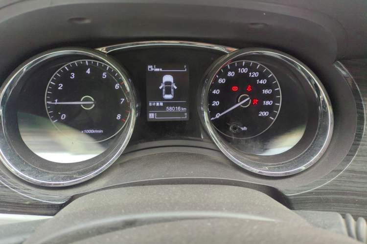 Used Baojun 730 2016 1.5L Manual Comfort Version 7 Seats China V Emission Standard
