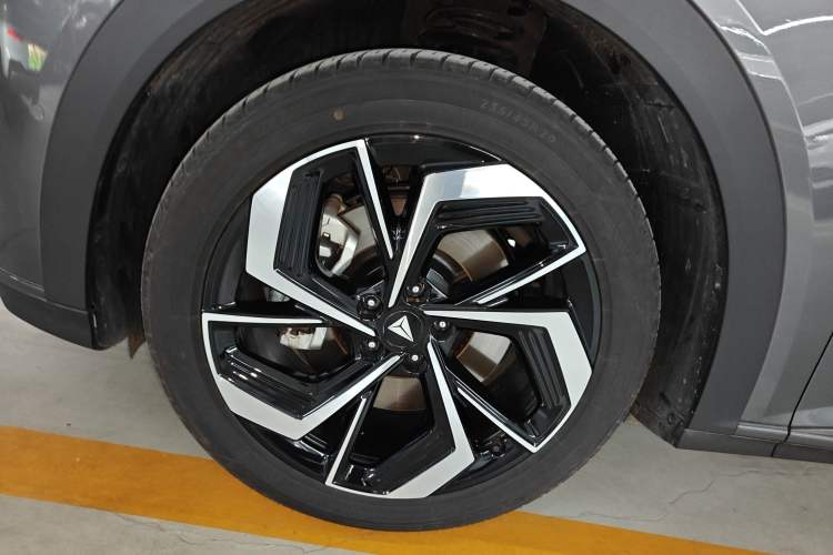 Used  S07 2024 215Max Qiankun Intelligent Driving ADS SE Range-Extended Version
