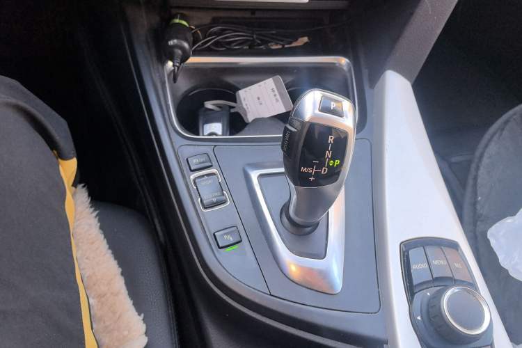 TDK.VehicleDetails.img