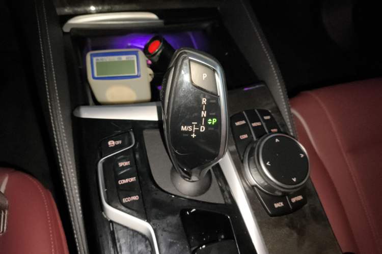 Used BMW 5 Series 2022 Second Facelift 525Li M Sport Package
