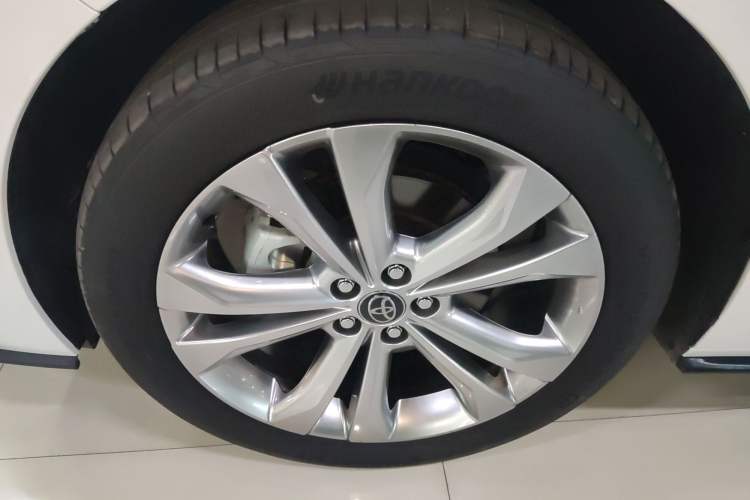 Used Toyota Sienna 2024 2.5L Hybrid Prestige Deluxe Edition
