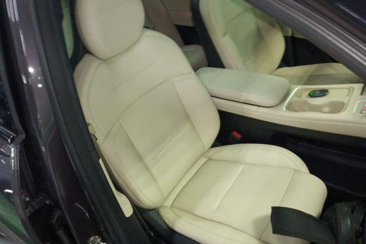 Used Nio ES6 2023 75 kWh
