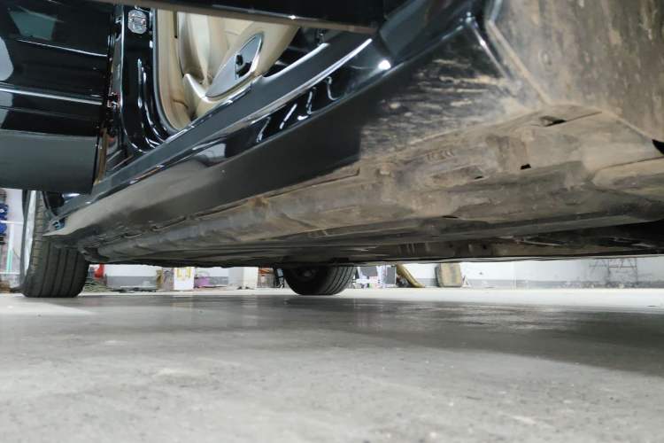 Used Mercedes-Benz R-Class 2017 R 320 4MATIC Business Edition Prestige Model
