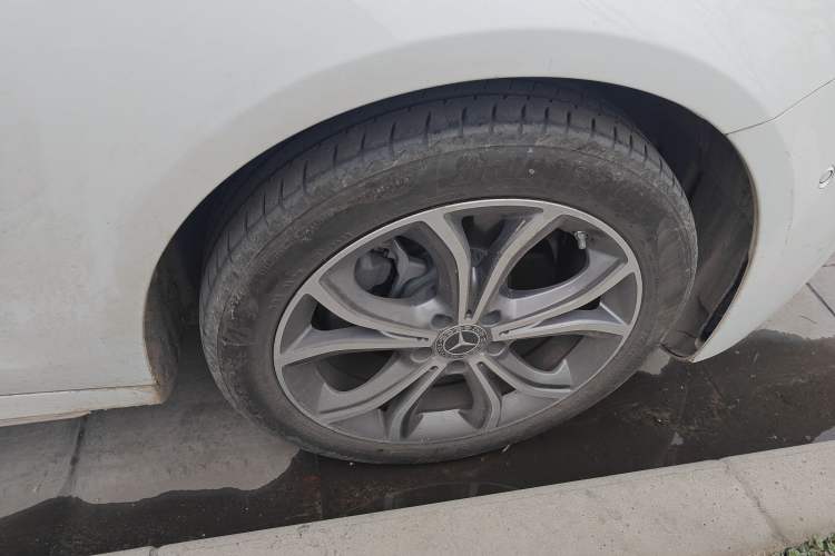 Used Mercedes-Benz E-Class 2022 Revised Version E 300 L Sporty and Stylish Edition