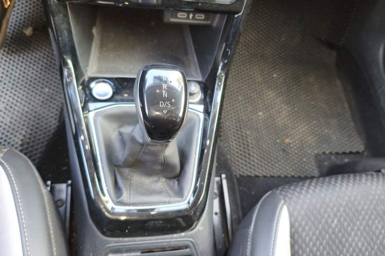 Used Volkswagen Tacqua 2021 200TSI DSG JoyConnect Edition
