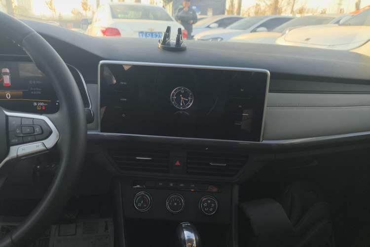 Used Volkswagen Bora 2023 200TSI DSG Comfort Edition
