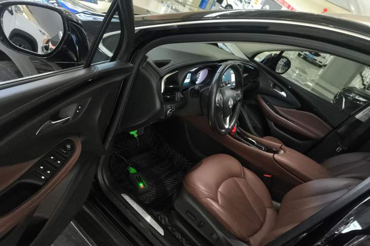 Used Buick Envision 2021 532T Two-Wheel-Drive Elite Version
