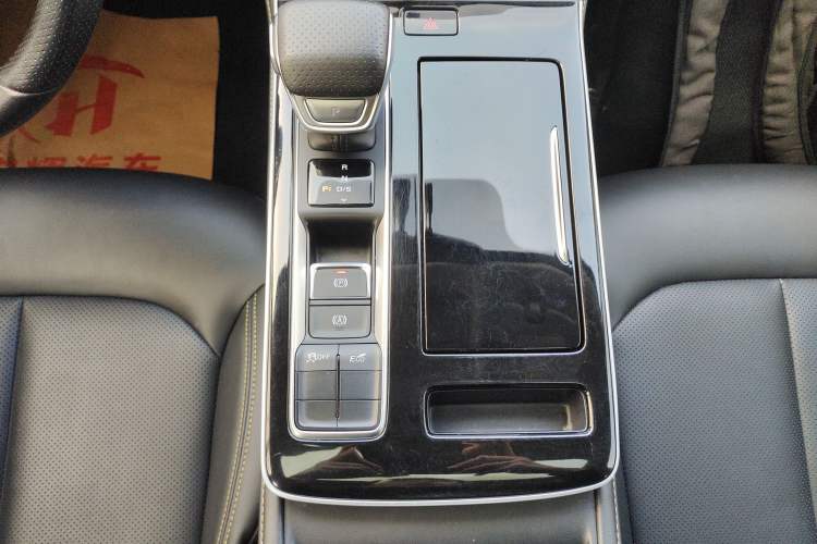 Used Roewe i6 MAX 2020 300TGI Automatic Sporty Cool Edition