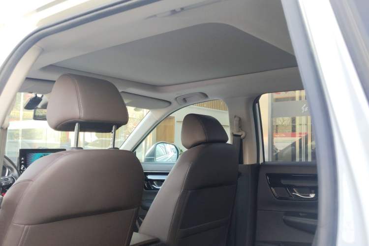 Used Honda CR-V 2023 240TURBO Two-Wheel Drive Deluxe Edition 7 Seats
