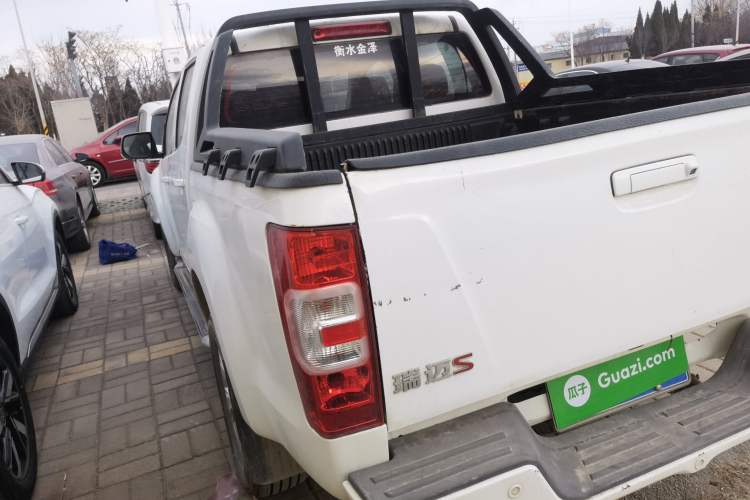 Used Isuzu JLM 2020 2.5T Two-Wheel Drive Diesel Leading-Edge JE4D25Q6A with National VI Emission Standards Standard Wheelbase – Ruimai S