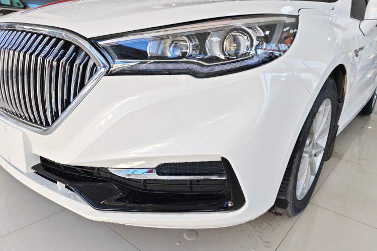 Used Hongqi H5 2018 30TD Dynamic Edition
