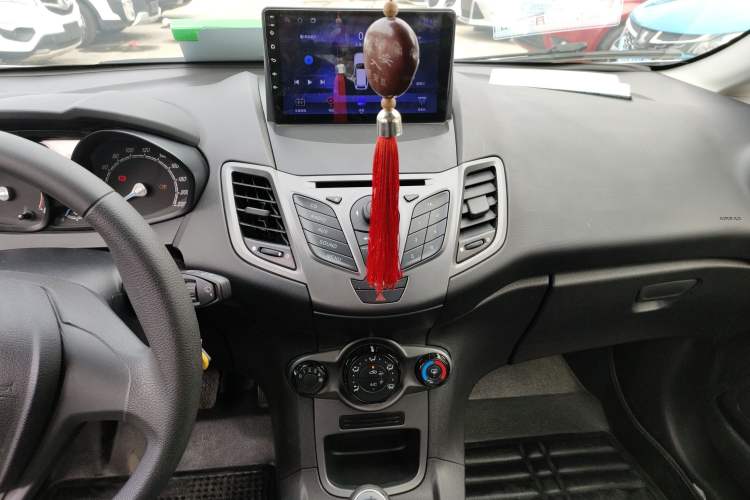 Used Ford Fiesta 2013 Hatchback 1.5L Manual Fashion Edition