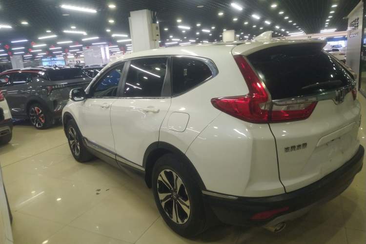 Used Honda CR-V 2017 240TURBO CVT Front-Wheel Drive Fashion Edition
