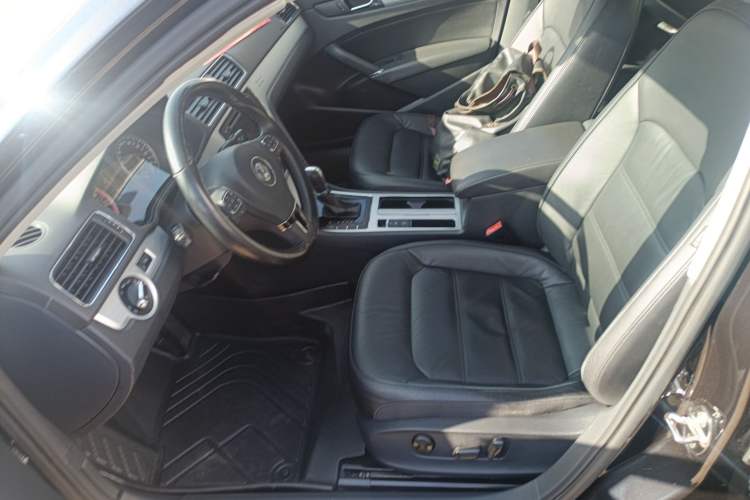 Used Volkswagen Passat 2015 1.8TSI DSG Prestige Edition
