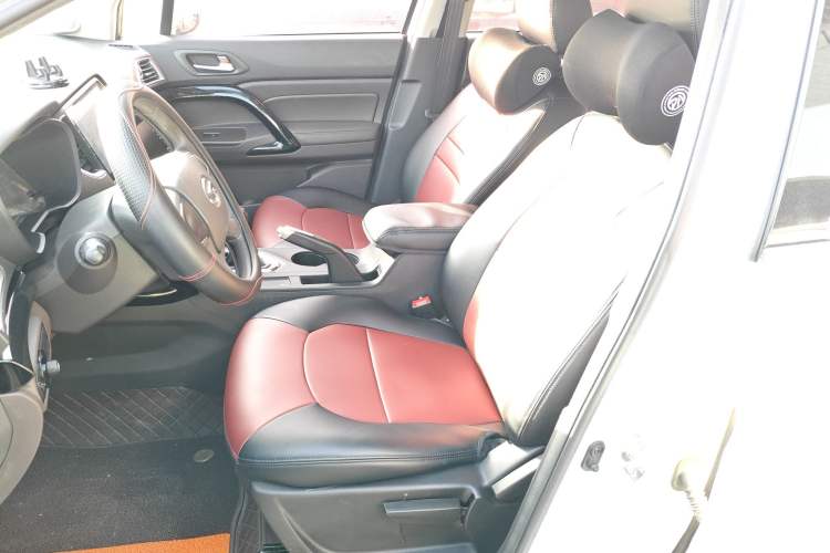 Used GAC Trumpchi GS4 2017 200T Manual Two-Wheel Drive Comfort Edition
