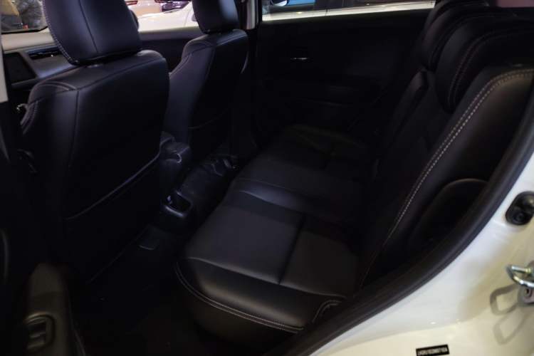 Used Honda Vezel 2020 220 TURBO CVT Elite Edition
