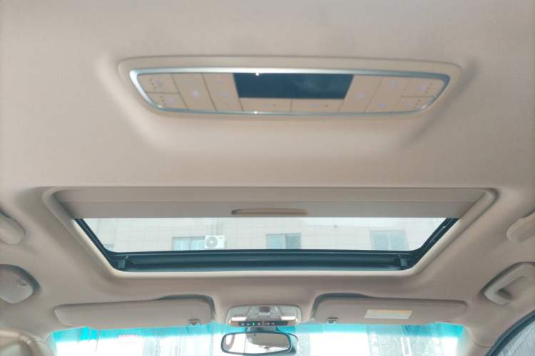 Used Buick GL8 2017 ES 28T Flagship Model China V Standard