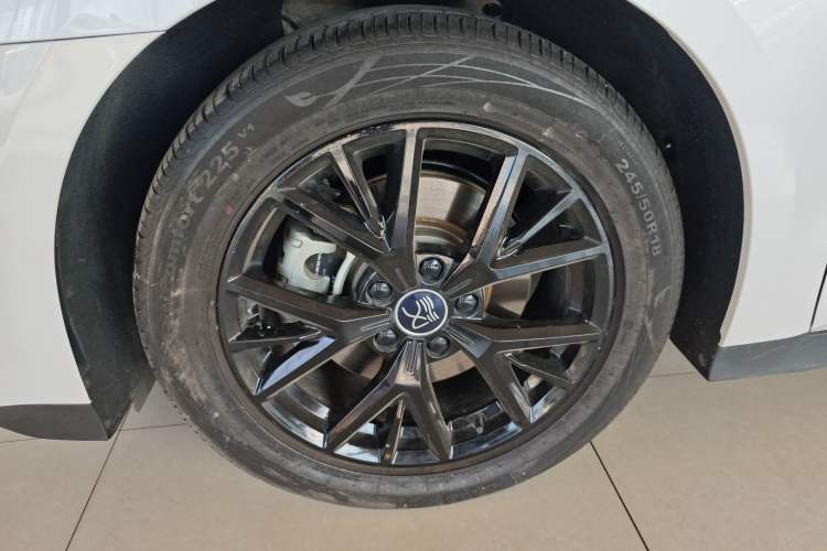 Used BYD Han 2023 DM-i Champion Edition 121KM Elite Model
