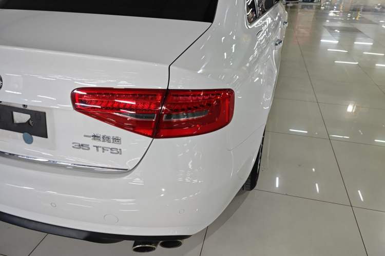 Used Audi A4L 2016 35 TFSI Collector's Edition Automatic Standard Model
