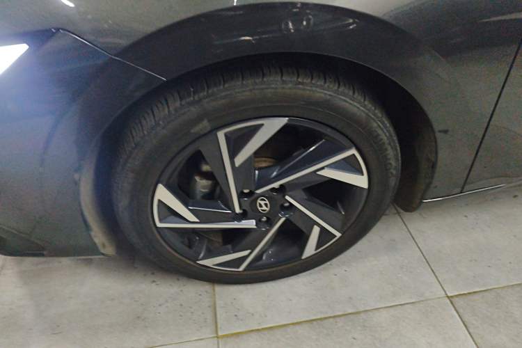 Used Hyundai Elantra 2023 1.5L CVT GLX Elite Edition
