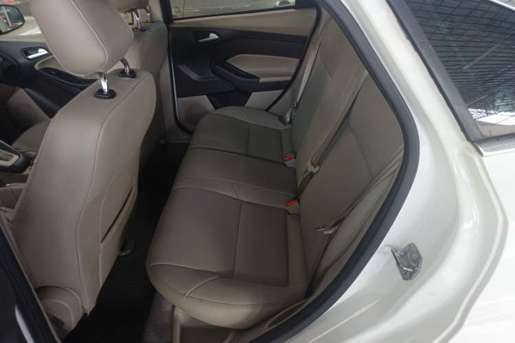 Used Ford Focus 2012 Sedan 1.6L Automatic Comfort Model