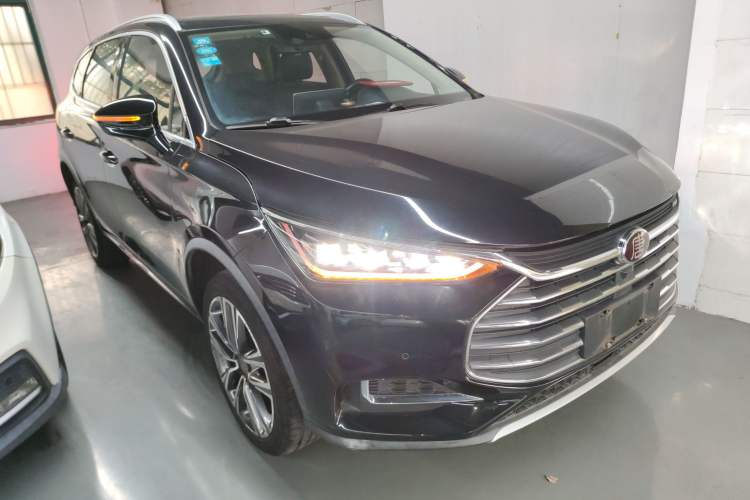 Used BYD Tang 2018 2.0T Automatic SmartConnect Prestige 7-Seater China V Standard
