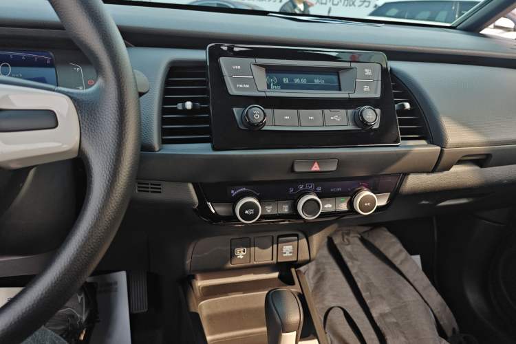 Used Honda Fit 2021 1.5L CVT Trendy Edition
