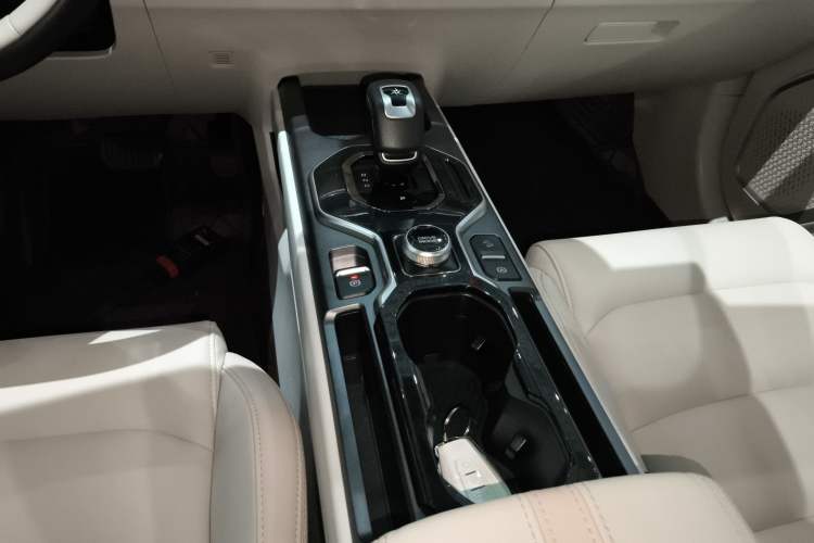 Used Geely Auto icon 2023 1.5TD Chocolate Luxe Edition
