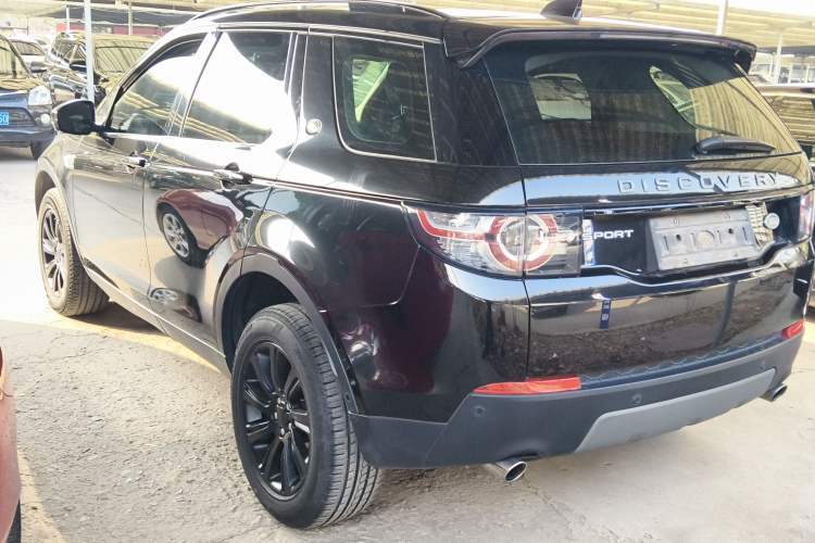 Used Land Rover Discovery Sport 2018 240 PS SE Version
