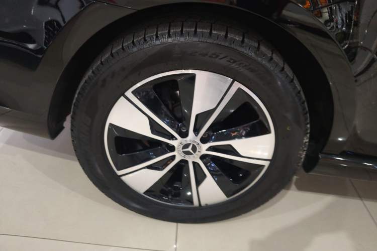 Used Mercedes-Benz V-Class 2020 V 260 L Long-wheelbase Luxury Edition