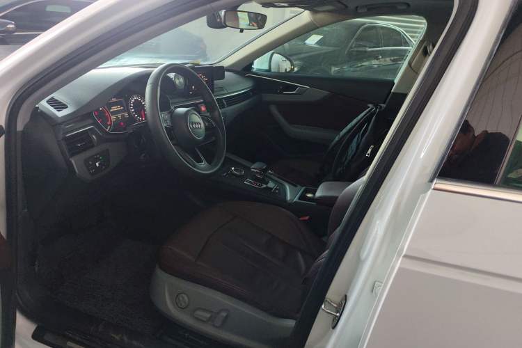 Used Audi A4L 2017 Plus 40 TFSI Ambition Model