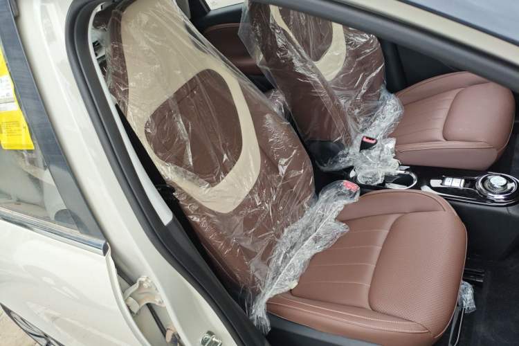 Used Wuling Bingo 2024 410 km Lingxi Deluxe Edition
