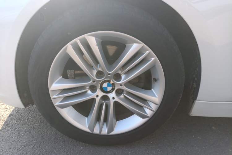 Used BMW 3 Series 2017 320Li Fashion Model
