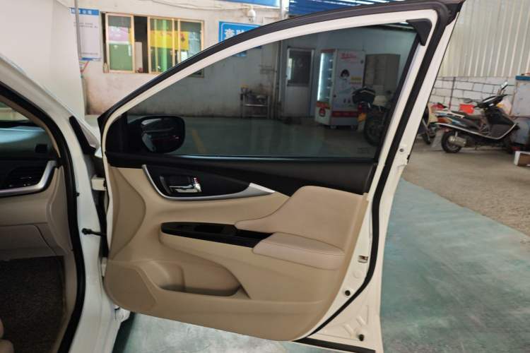 Used Honda Crider 2016 1.8L CVT Luxury Edition
