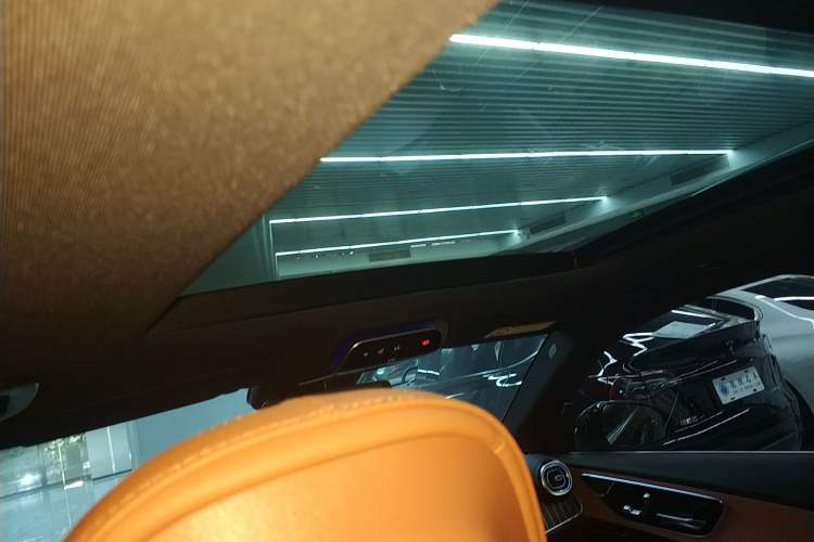 Used Mercedes-Benz GLC 2024 GLC 300 L 4MATIC Dynamic Edition 5-seater
