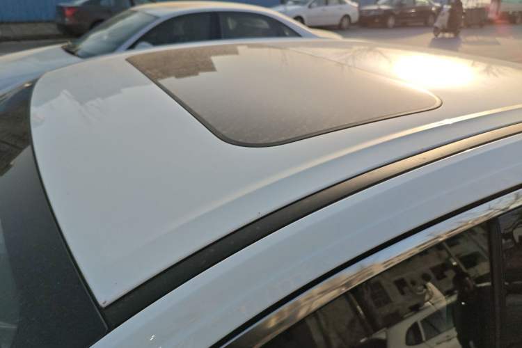 Used  L6 2025 EM-i 140km Starship Edition
