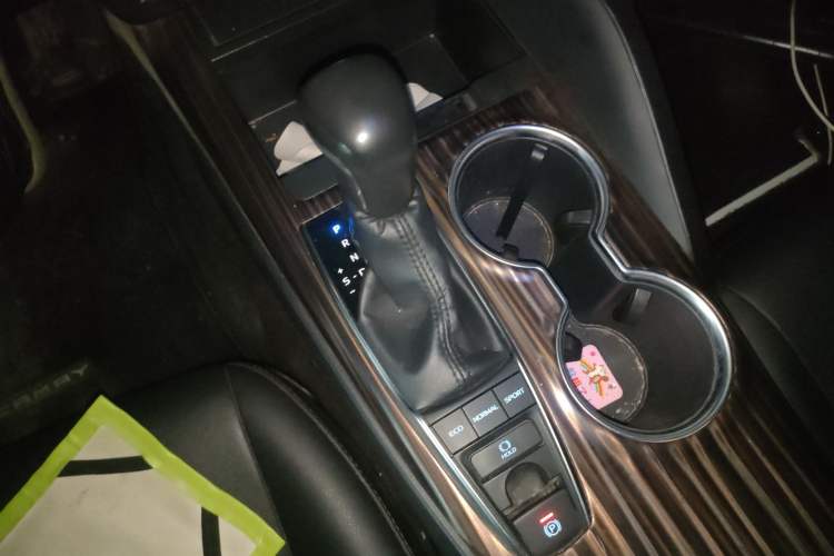 Used Toyota Camry 2018 2.5G Luxury Edition
